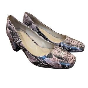 Naturalizer Snakeskin Patterned Heels - Black,gray, beige mix.8.5W